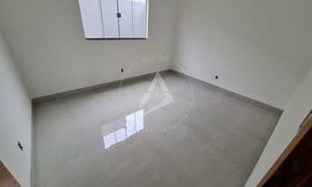 Imagem 2: Casa 3/4 sendo 1 suíte, excelente localização, toda no porcelanato 71x71