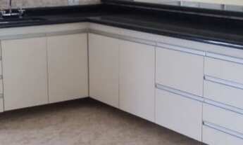 Imagem 2: Maravilhosa Casa térrea, localizado no Condomínio Flamboyan, possui 300m²