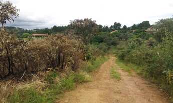 Imagem 7: Linda área com 5 Lotes sendo 4 lotes com 1.000 m² 1 Lote de 1.500 m²