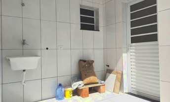 Imagem 3: Casa para venda possui 79 metros quadrados com 2 quartos em Jardim Bela Vista - Araçarigua