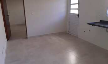 Imagem 2: Casa 2 dorm. / 1 suíte - Jd Los Angeles