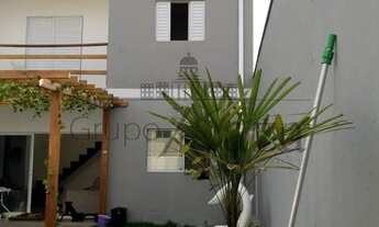 Imagem 6: Casa Piscina - Loteamento Villa Branca - Jacareí - 2 Dormitórios - 70m²