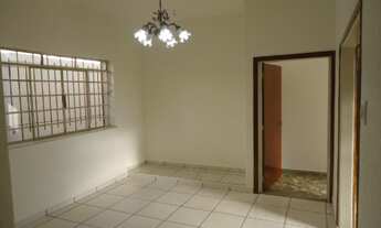 Imagem 4: Casa bem localizada a venda no Centro - Limeira - SP