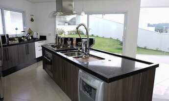 Imagem 2: Casa para venda tem 538 metros quadrados com 4 quartos em São Paulo II - Cotia - SP