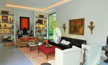 Imagem 6: Belíssima casa com vista para a cachoeira!!