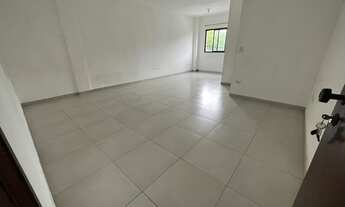 Imagem 2: Kitão na Guilhermina, 48 Metros Quadrados, Locação Residencial ou Comercial