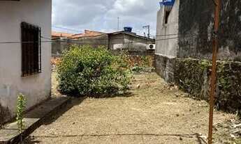 Imagem 3: Casa no Angelim Casa com 1 dormitório