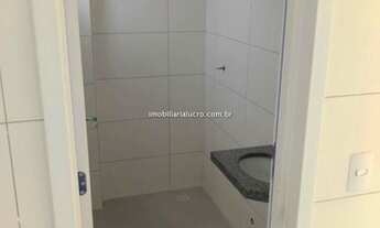 Imagem 4: Com Quintal! Com suíte! Em excelente localização, próximo à Rua Tunísia!