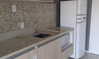 Imagem 3: Metrô Vila Prudente. Amplo Studio com 33 m2, sacada gourmet com fechamento de vidro retrát