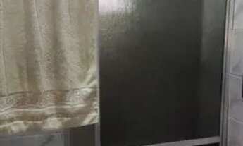 Imagem 5: Excelente residência com baixo custo no Condomínio Campinho, sala espaçosa, 02