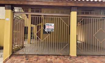 Imagem: Casa com 3 dormitórios para alugar, 325