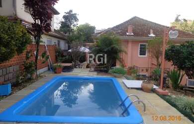 Imagem 3: Casa para Venda - 240m², 6 dormitórios, 4 vagas - Teresópolis