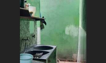 Imagem 2: Casa para venda possui 75 metros quadrados com 2 quartos em Santa Maria - Brasília - DF