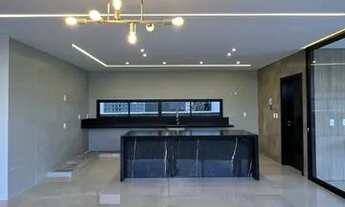 Imagem 4: Casa de condomínio para venda possui 357 metros quadrados com 5 quartos