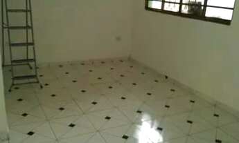 Imagem 4: ALUGO CASA Cidade Jardim 2 dormitórios, sala para dois ambientes, cozinha, 1 wc, area de