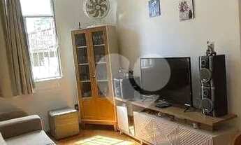 Imagem: Apartamento com sala, 2 quartos, banheiro