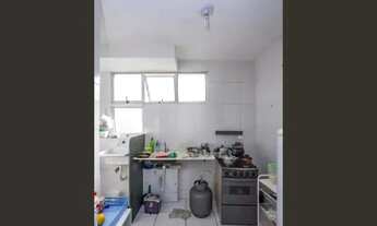 Imagem 6: Santa Lúcia, Ótimo Apto, 02 QTS, 01 Varanda, Localização Privilegiada!!