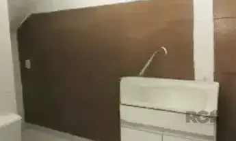 Imagem 7: Casa em condomínio de 3 dormitórios e vaga no Partenon