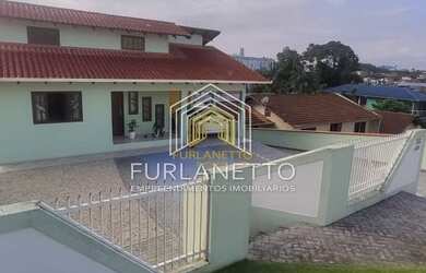 Imagem 2: Casa 3 dormitórios à venda Petrópolis Joinville/SC