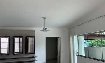 Imagem 2: Casa com 4 quartos, 3 suítes, a master com closet, 3 salas e lavabo