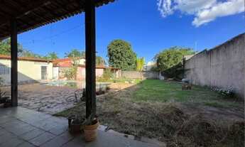 Imagem 3: Excelente lote com casa simples