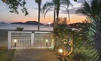 Imagem 7: Casa Angra em condomínio - "pé na areia"- 03 suítes