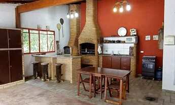 Imagem 2: Ótima localização - com 5 dorms, sendo 3 suítes, 4 vagas, quintal gourmet!