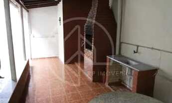 Imagem 2: Casa com 2 quartos área externa no Bairro Marilandia