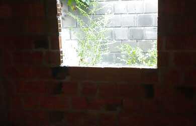 Imagem 4: Casa em fase de acabamento, a 2 KM da praia de madre de deus