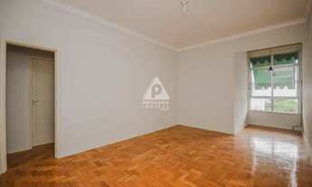 Imagem: Apartamento com 3 quartos e dependência