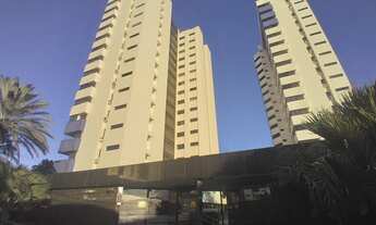 Imagem 2: Apartamento para venda com 300 metros quadrados com 4 quartos