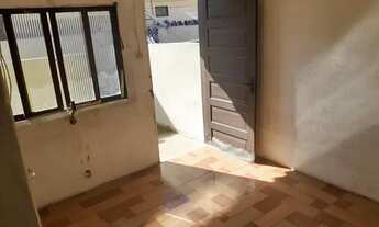 Imagem 4: Alugo kitnet no bairro Ulisses Guimarães 600 livro de água e luz