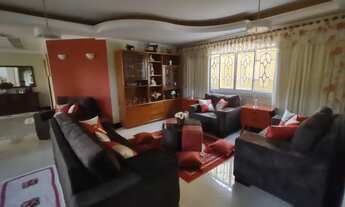 Imagem 2: Casa de condomínio sobrado para venda tem 800 metros quadrados com 5 quartos