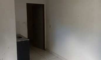 Imagem 2: Alugo casa pequena na Ur 5 ibura