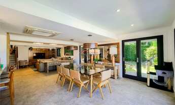 Imagem 7: Mansão à venda com 7 suítes, piscina e vista mar em Búzios!