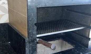 Imagem 4: Espaço para eventos na praia do meio casa com piscina