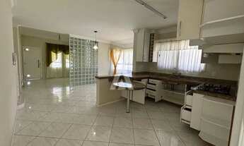 Imagem 2: Casa com suíte e 2 quartos à venda no bairro Vila Nova em Joinville-SC por R$1.800.000,00