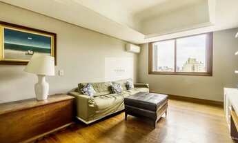 Imagem 7: Imóvel para venda possui 245 metros quadrados com 3 quartos em Rio Branco - Porto Alegre