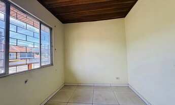 Imagem 7: Casa para locação | Parte Superior | 2 quartos | Varanda | 1 vaga de estacionamento