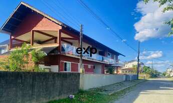 Imagem: Sobrado de esquina a venda na Praia de Itapoá