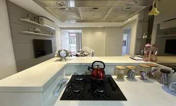 Imagem 4: Apartamento com 3 dormitórios, sendo 1 suíte, finamente decorado e mobiliado, no Estreito