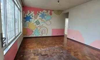 Imagem 2: Casa para alugar na Rua José Bonifácio 3 dormitórios, quintal com árvores frutíferas e 4