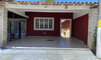 Imagem: Residência exclusiva em condomínio de