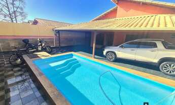 Imagem 3: Casa Linear com Armários Planejados e Piscina - BH - Copacabana - 3 Quartos (1 Suíte) - 3