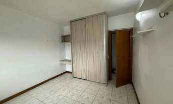 Imagem 5: ADRIANÓPOLIS, Cond. Champs Elysees, apartamento 115m2, 3 quartos sendo 1 suíte, armários e