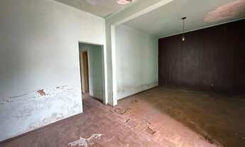 Imagem 2: Casa à venda 2 Quartos, 1 Vaga, 250M², Valparaíso, Petrópolis - RJ