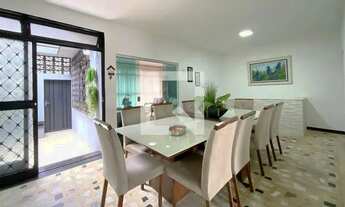 Imagem 7: Casa à Venda - Colégio Batista, 4 Quartos, 308 m2