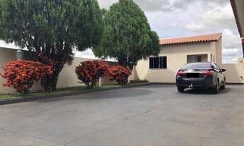 Imagem 4: Oportunidade - Linda Casa de Esquina com Edícula em Monte Castelo / SP