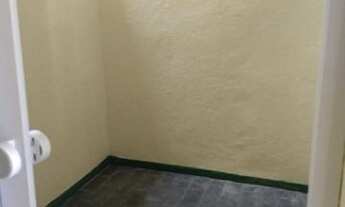 Imagem 4: Casa em Mussurunga Com 2 Quartos e Área de Serviço