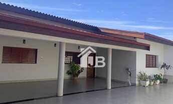 Imagem: Casa com 4 dormitórios à venda, 216 m²